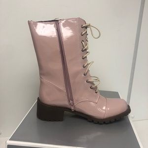NIB Fahrenheit Martin-07 pink boots